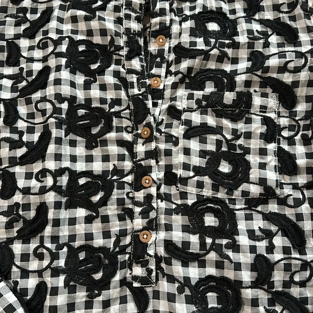 Anthropologie Pilcro The Whitney Trapeze Buttondown - Picture 4 of 6